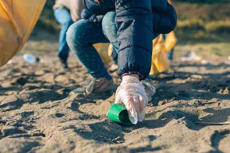 beach-cleanup-03